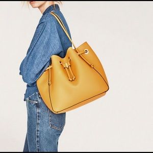 ZARA CONVERTIBLE YELLOW BUCKET BAG